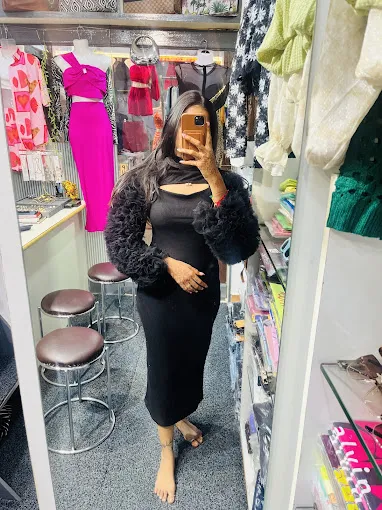SRI FASHION DOOR